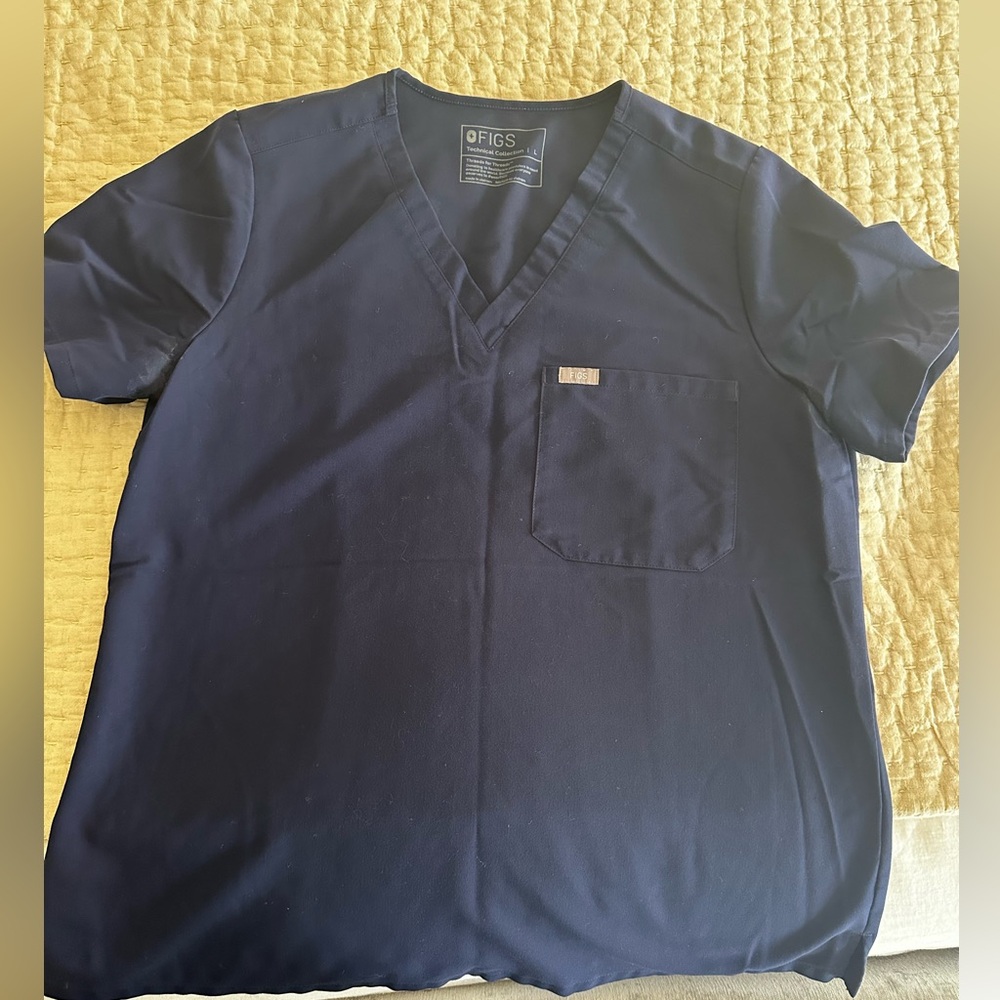 Figs large navy scrub top